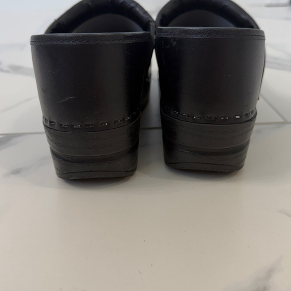 Dansko Clogs - Picture 4 of 10